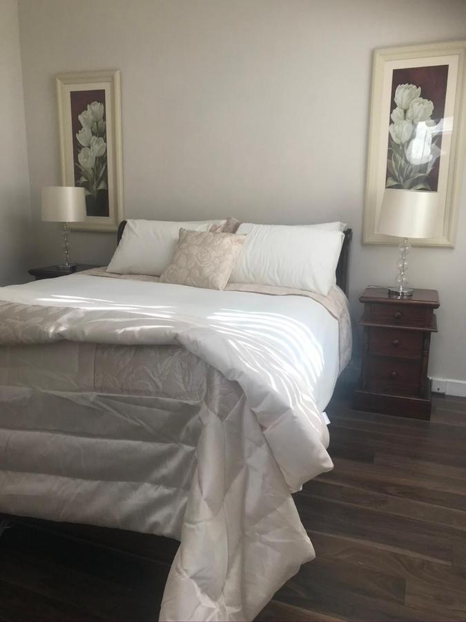 Serenity Longford Bagian luar foto